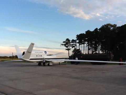 AV-6 refueling after landing (9.20.12)