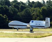 AV-6 landing at Wallops 12 Sep 2012
